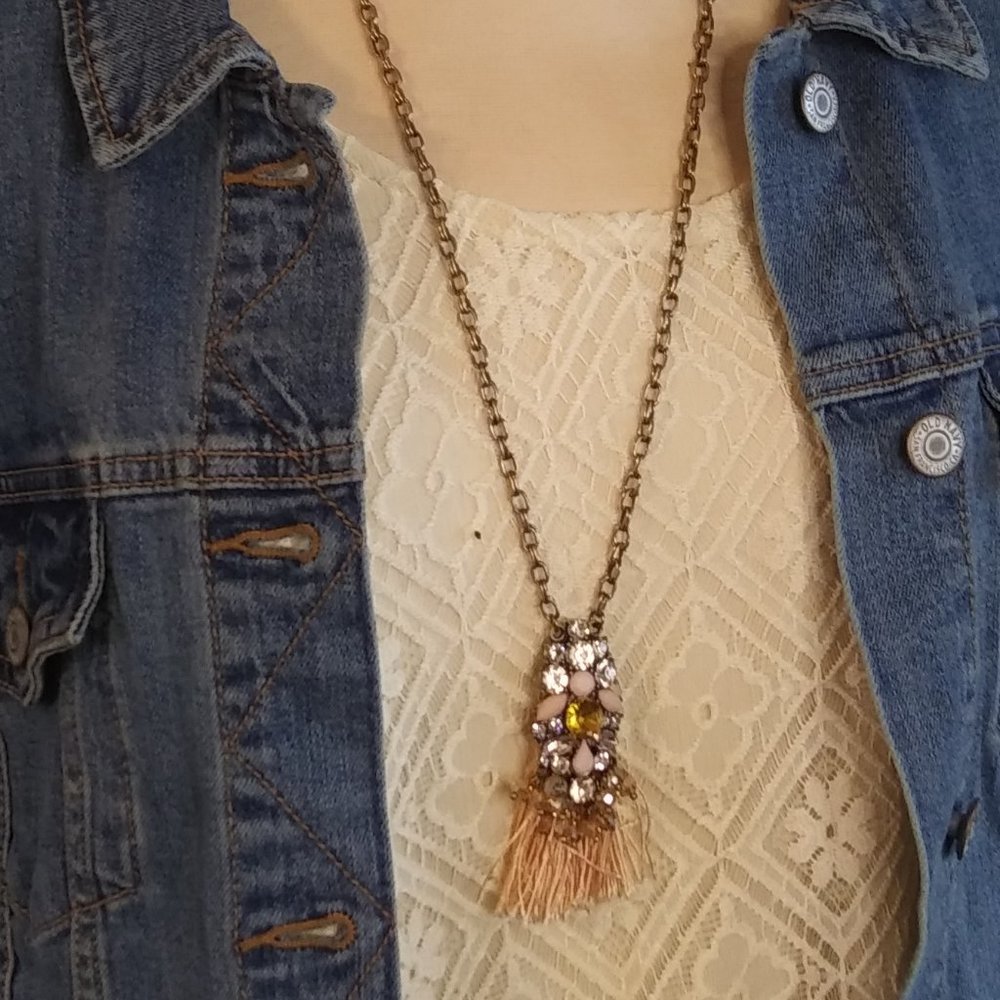 Sparkly Gem Peachy Pink Long Necklace | New